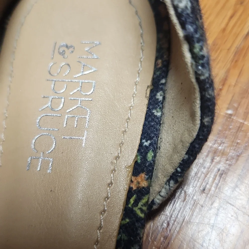 Floral Women's Flats 6, VGUC - Picture 2 of 4
